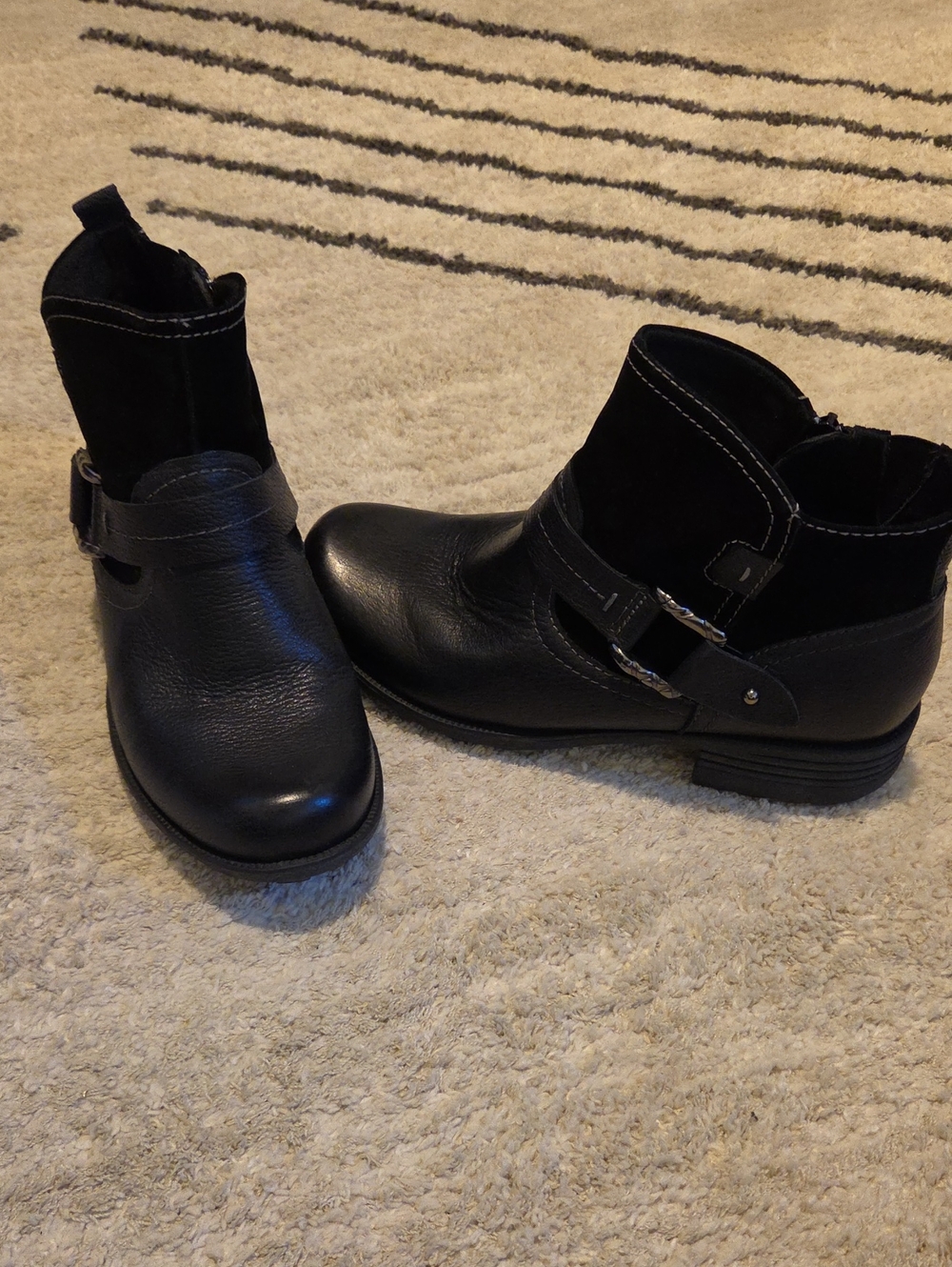 Earth Origins Black Leather & Suede Ankle Booties with Buckle Detail
